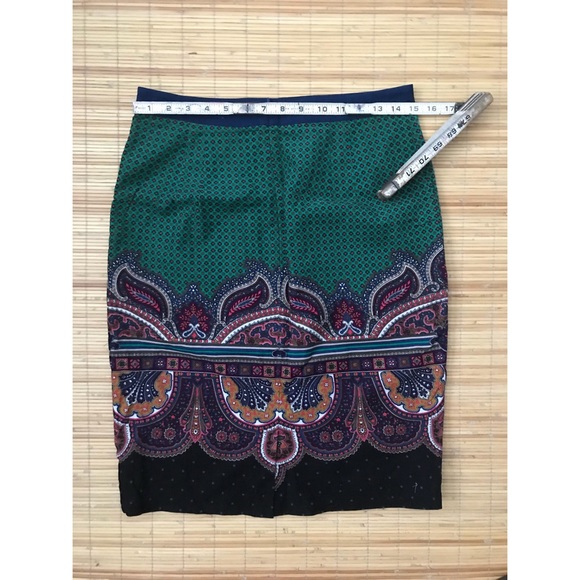 🌶 Anthro Wall Street Paisley Corduroy Skirt - Picture 6 of 8